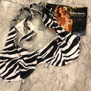 NWT Kulani’s Kinis bikini top